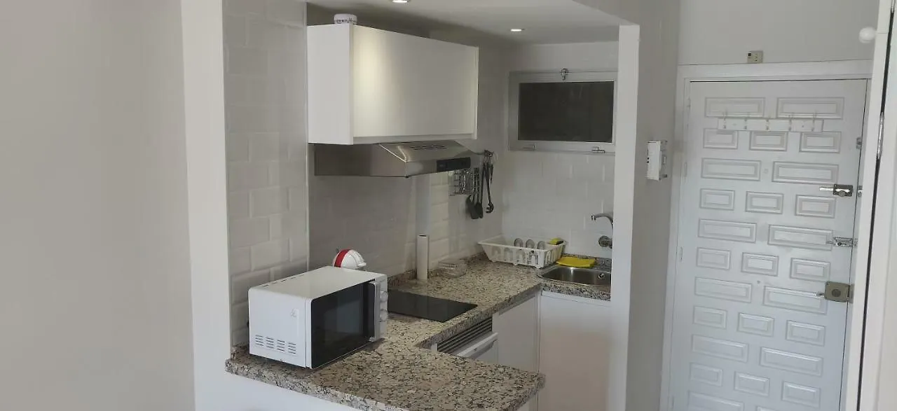 Sunny Suites Jupiter Apartments Benalmádena 0*,  Spanyolország