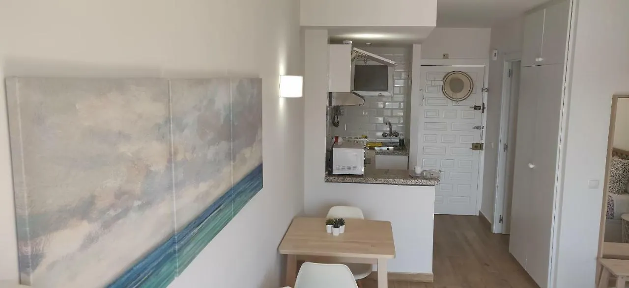 Sunny Suites Jupiter Apartments Benalmádena 0*,